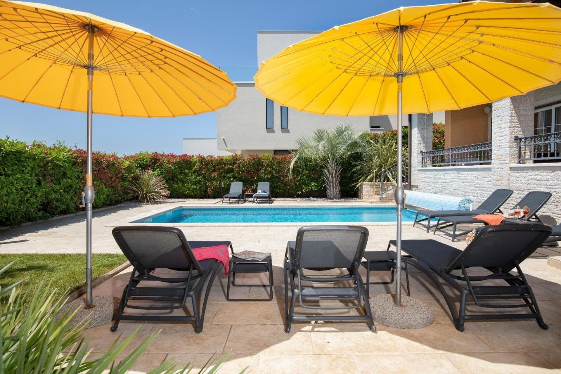 Ferienhaus In Pomer Mit Privatem Beheizten Pool Und Meerblick Extérieur photo